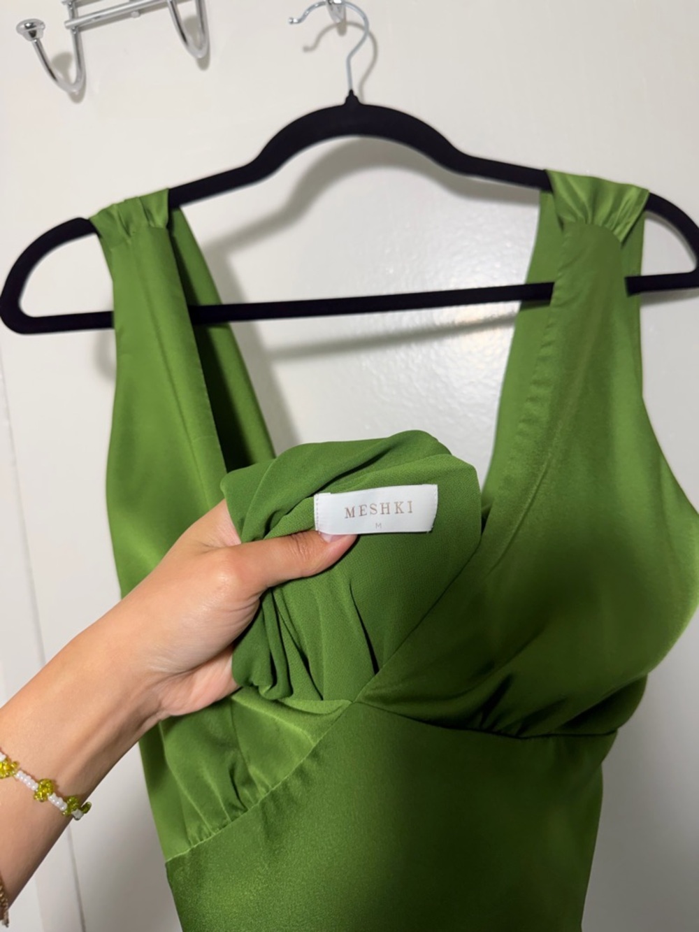 Meshki Green V-Neck Maxi Dress with Low Back - Picture 3 of 5
